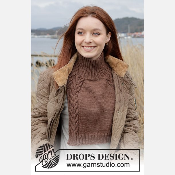 Drops - Chestnut Love Neck Warmer